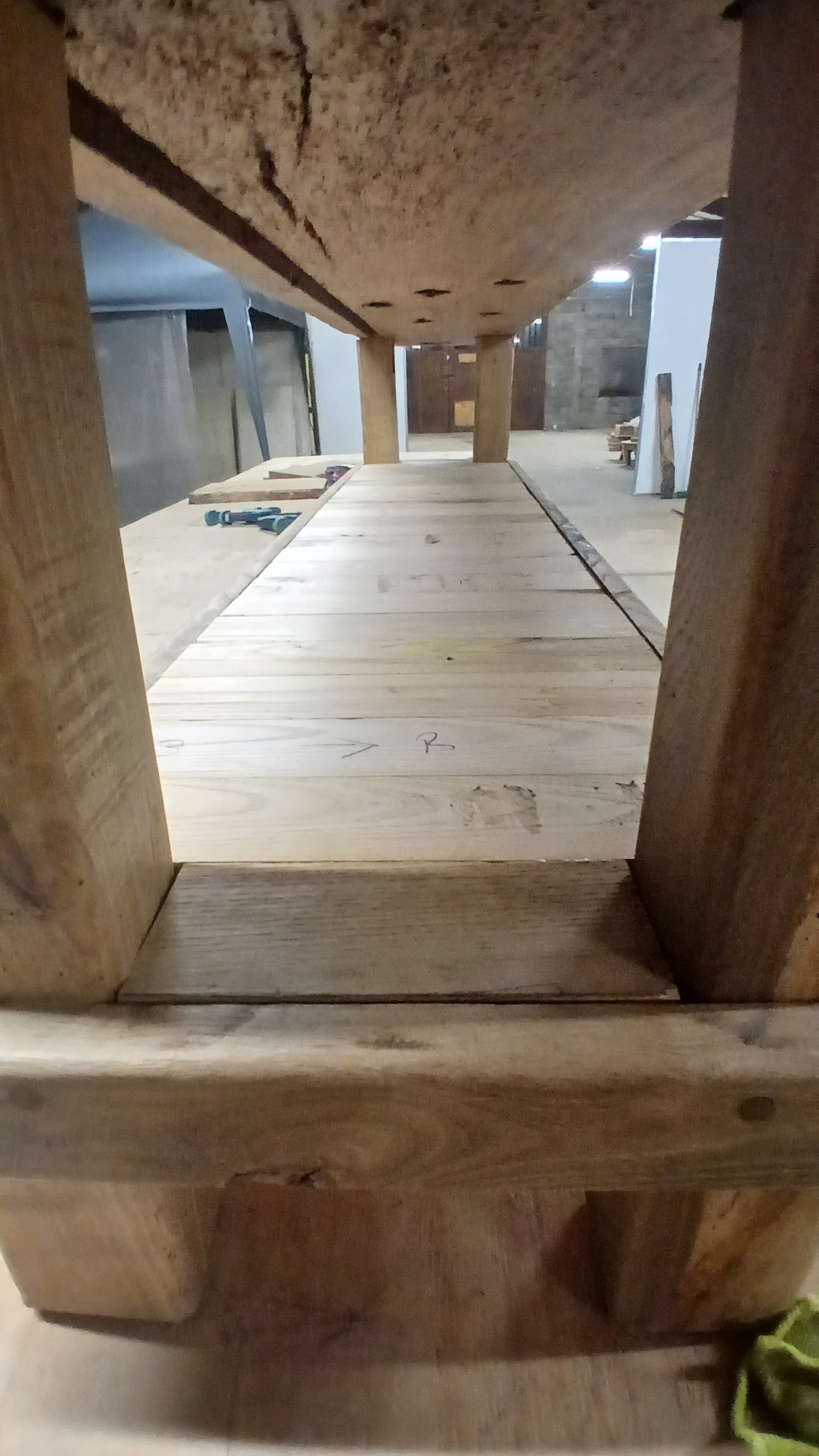 Reclaimed Solid Oak Console Table - Rustic Entryway Furniture