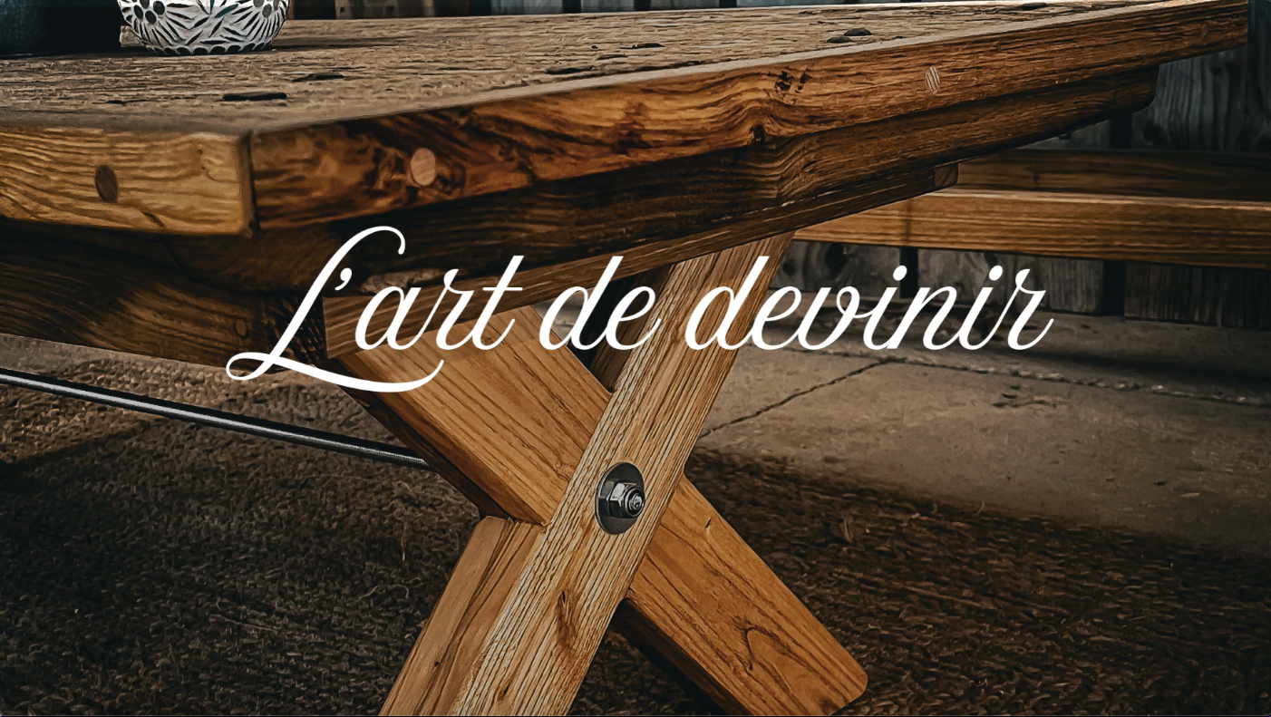 Load video: Vidéo de présentation Back to Bois intitulée L'art de devenir Heritage - Fabrication de meubles en chêne de récupération.